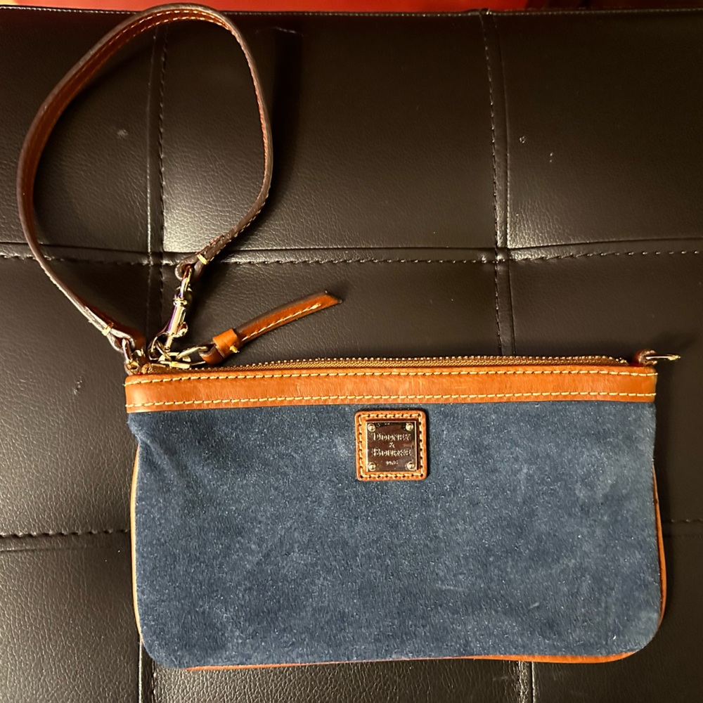 Dooney and Bourke wristlet NWOT